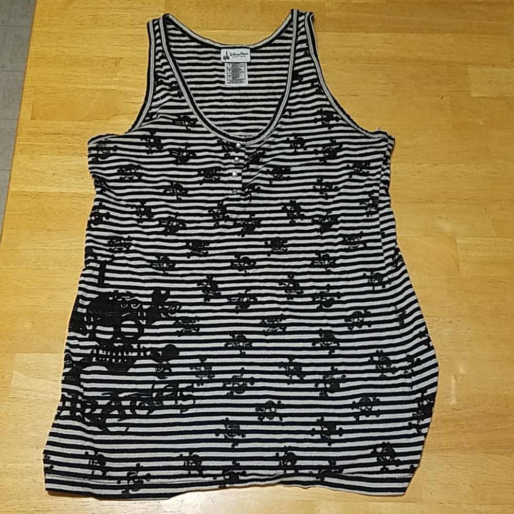 Disney tank top Pirates of the Caribbean large
